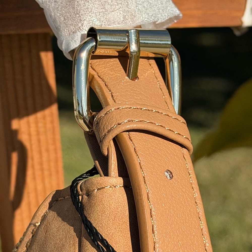 4th & RECKLESS Una Faux Suede Crescent Shoulder Bag - Picture 6 of 16